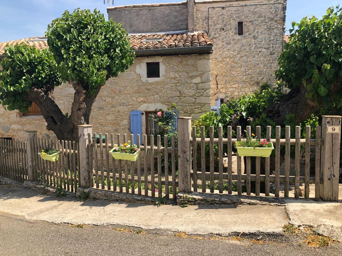 La Petite Maison En Pierres Gras Exterior foto
